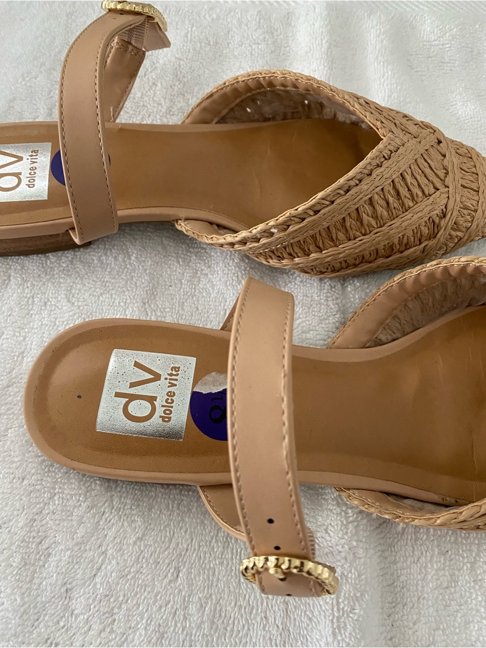 WORN ONCE Dolce Vita Tan Braided Pointed-Toe Flats SZ 8-1/2 - Picture 3 of 4